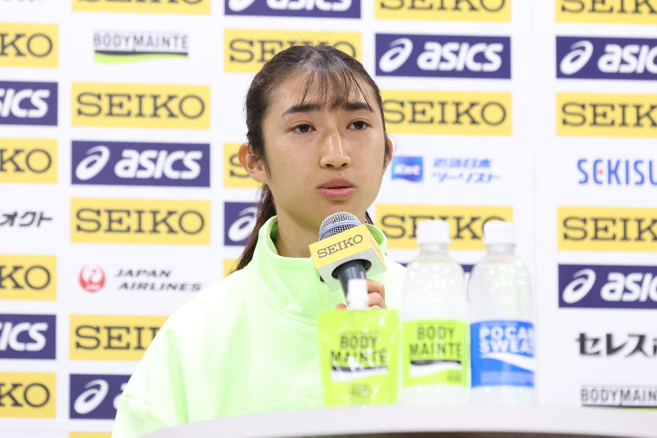 陸上セイコー・ゴールデングランプリの前日会見に出席した田中（日本陸連提供）