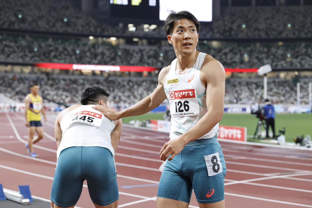 男子100メートル準決勝で敗退した山縣亮太（共同）
