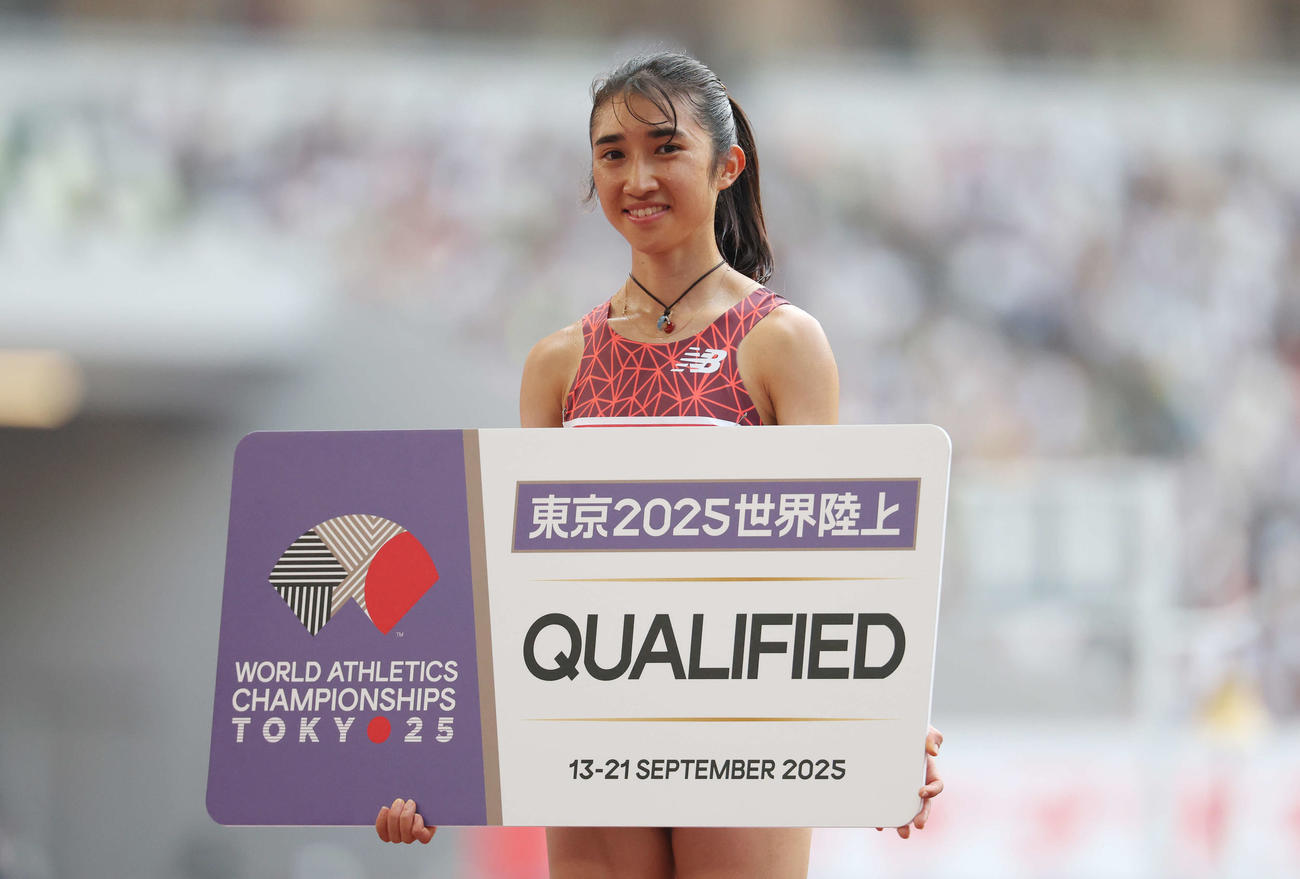 女子1500メートル決勝　世界選手権代表内定を決めた田中（撮影・宮地輝）