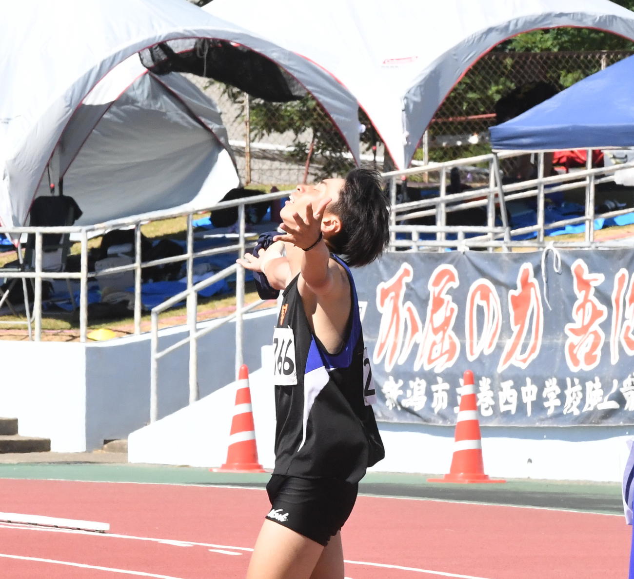 北信越新、新潟県中学新、大会新で男子200メートルを制した三条二中・桜田（撮影・小林忠）