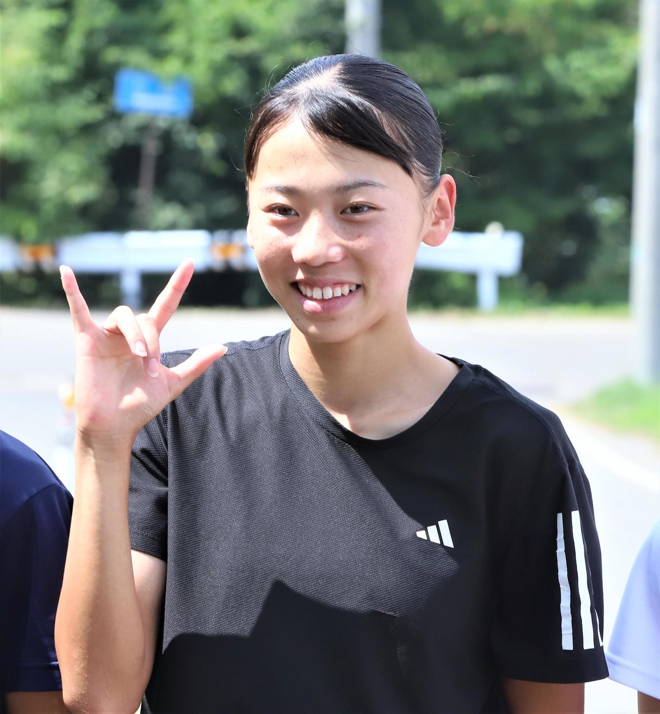 菅平合宿で笑顔を見せる久保（撮影・藤塚大輔）