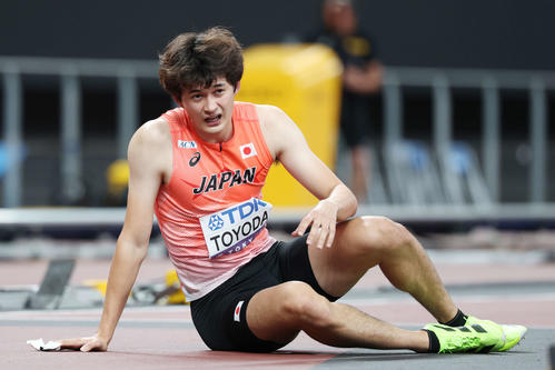 男子400メートル障害予選　予選敗退となった豊田（撮影・宮地輝）
