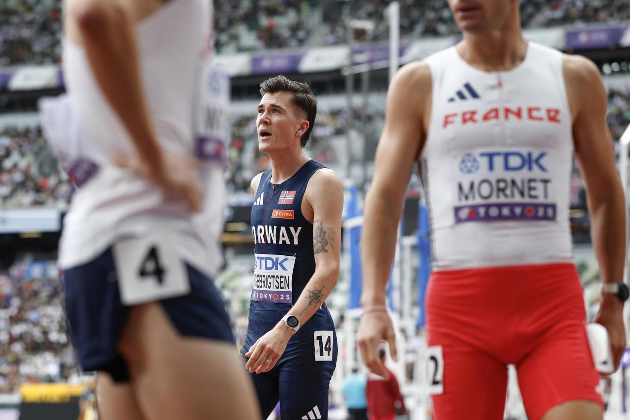 男子1500メートル予選　レースを終えたヤコブ・インゲブリクトセン（共同）