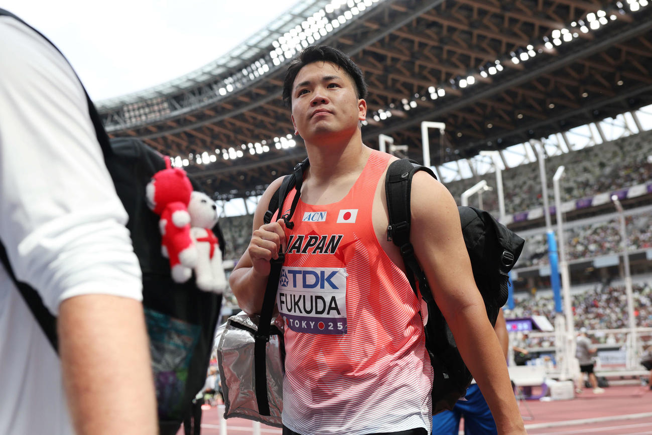 男子ハンマー投げ予選　予選敗退となった福田（撮影・宮地輝）