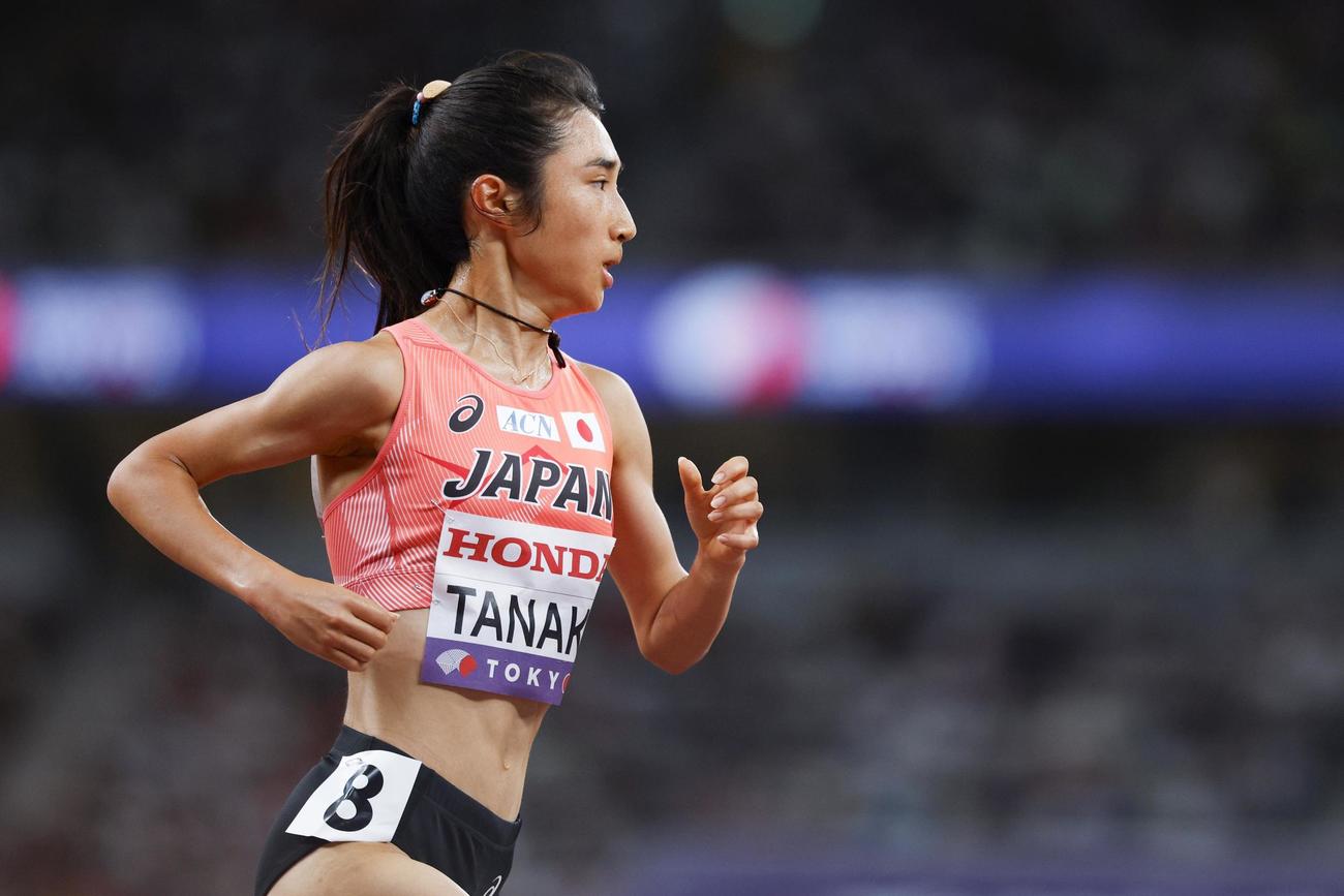 女子5000メートル予選　力走する田中希実（共同）