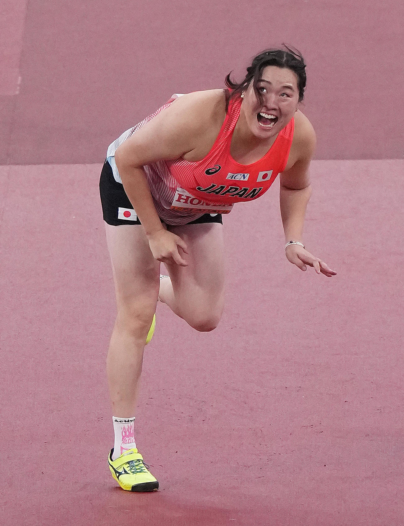 女子やり投げ予選　1回目の投てきに臨む北口（撮影・足立雅史）