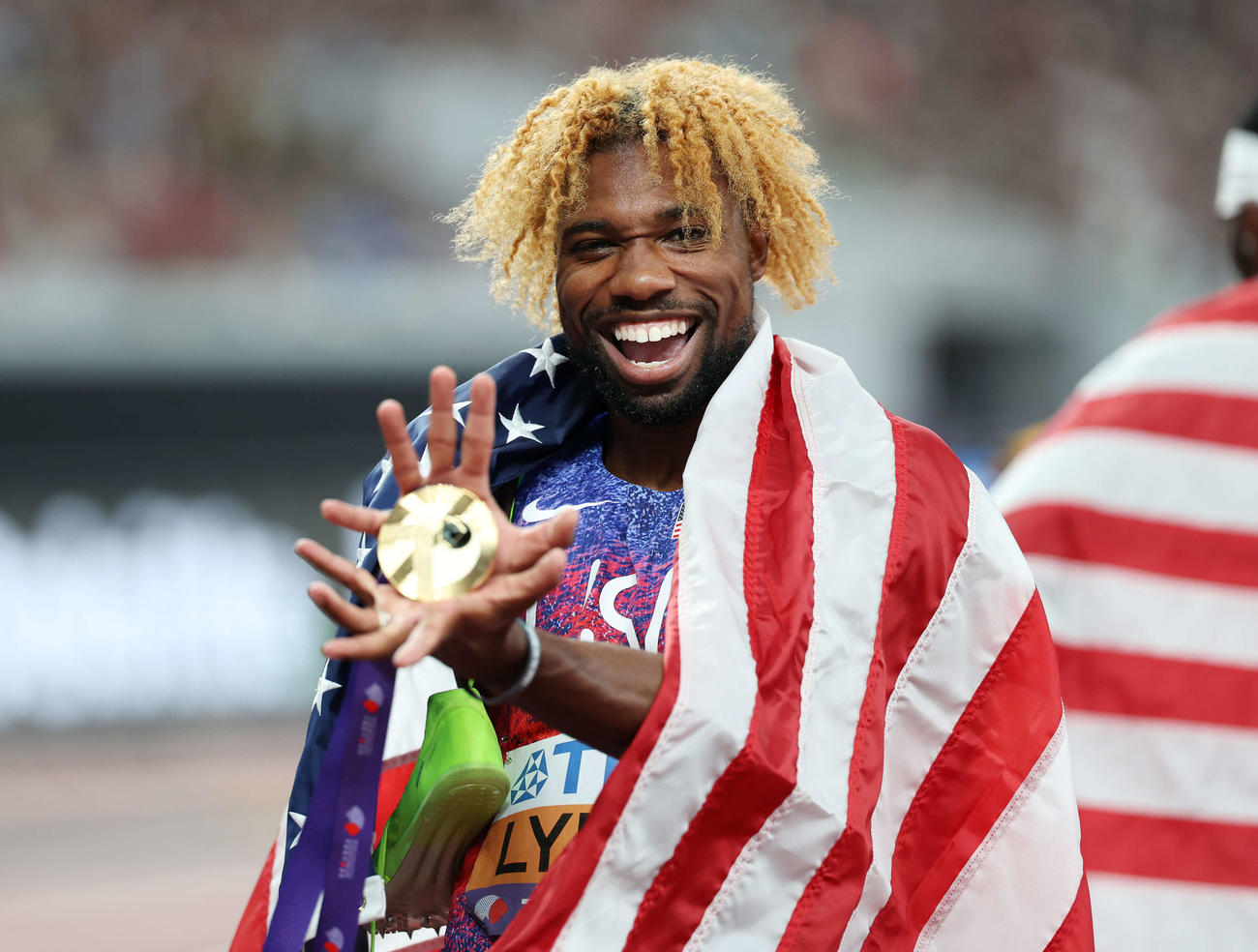 男子200メートル決勝　金メダルかめはめ波をする米国のライルズ（撮影・宮地輝）