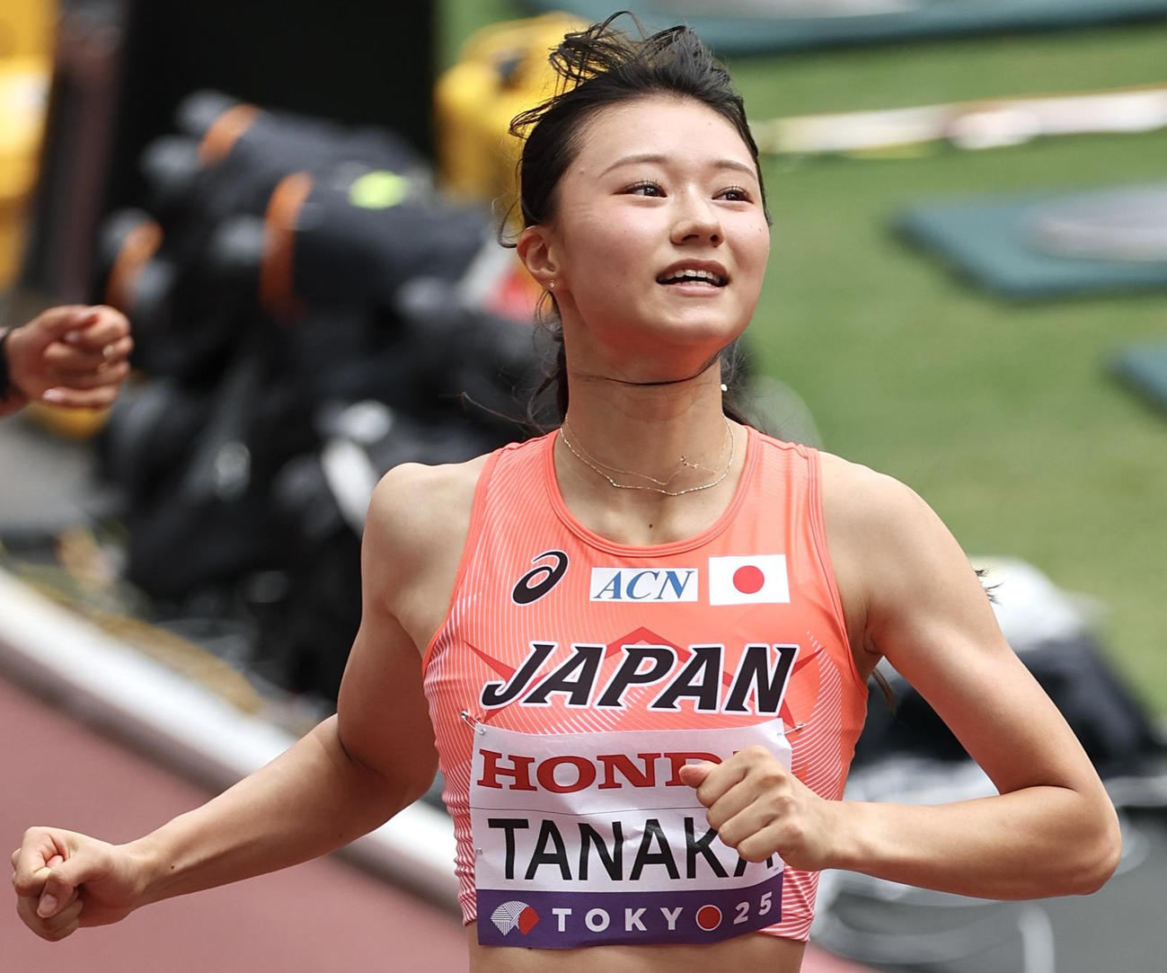 女子100メートル障害予選　6位でゴールした田中（撮影・宮地輝）