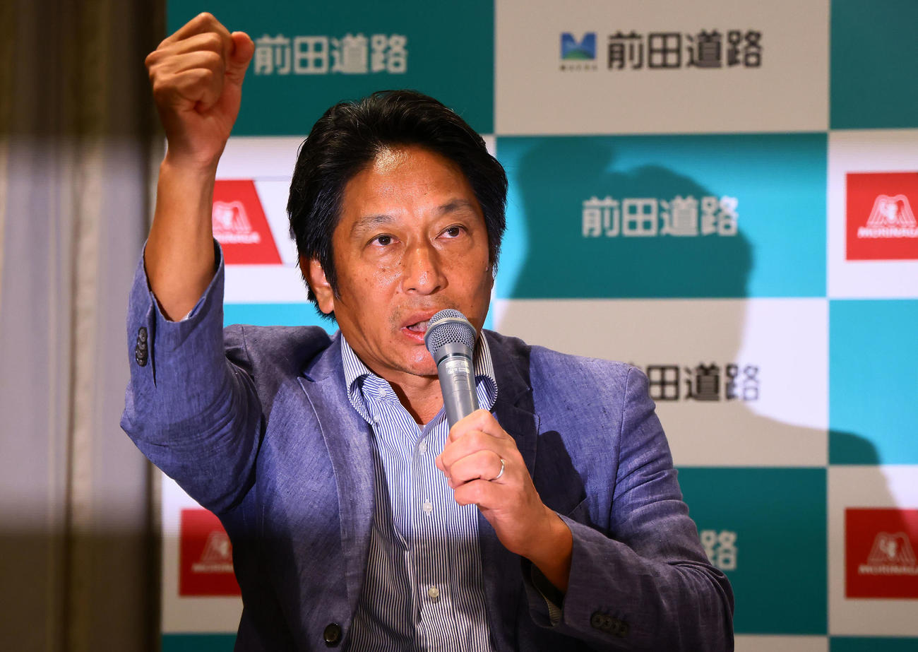 記者会見する青学大・原監督（撮影・藤尾明華）