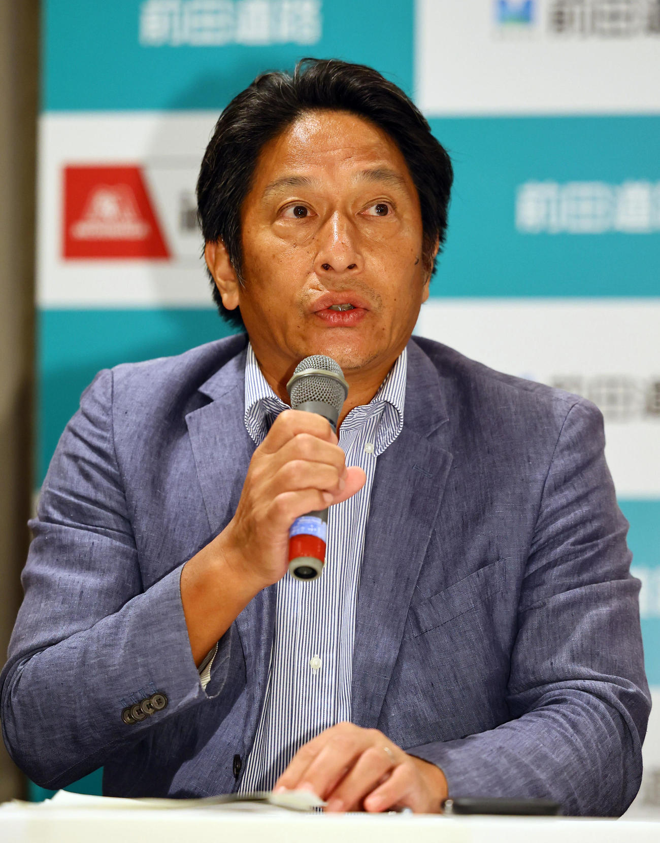 記者会見する青学大・原監督（撮影・藤尾明華）