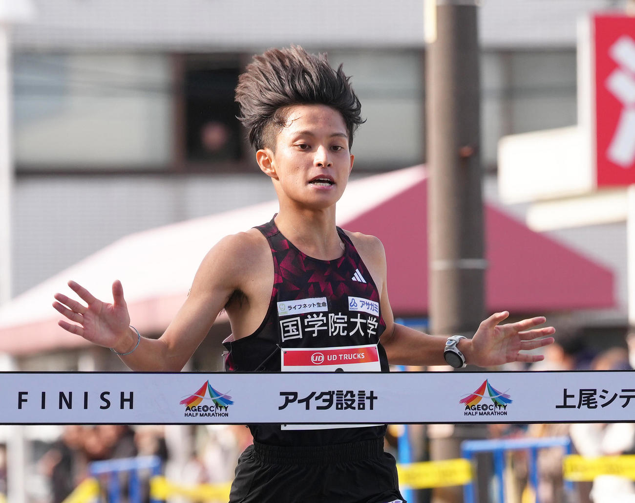 上尾シティハーフマラソンで優勝した国学院大・青木（撮影・足立雅史）