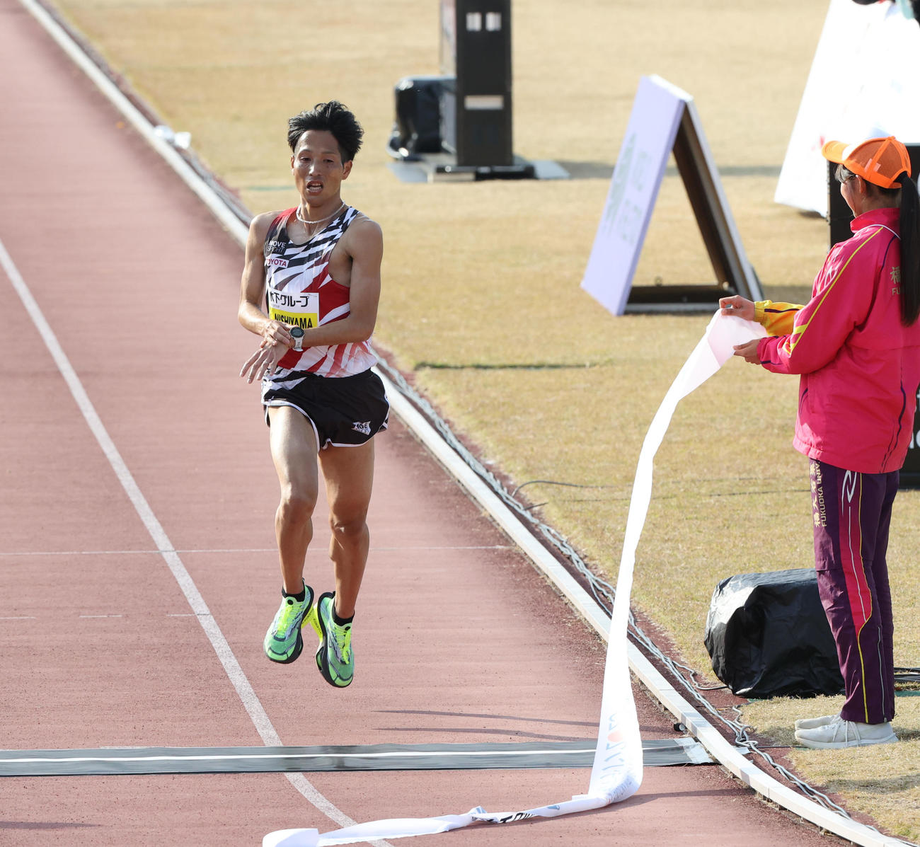 2位でゴールした西山（撮影・梅根麻紀）