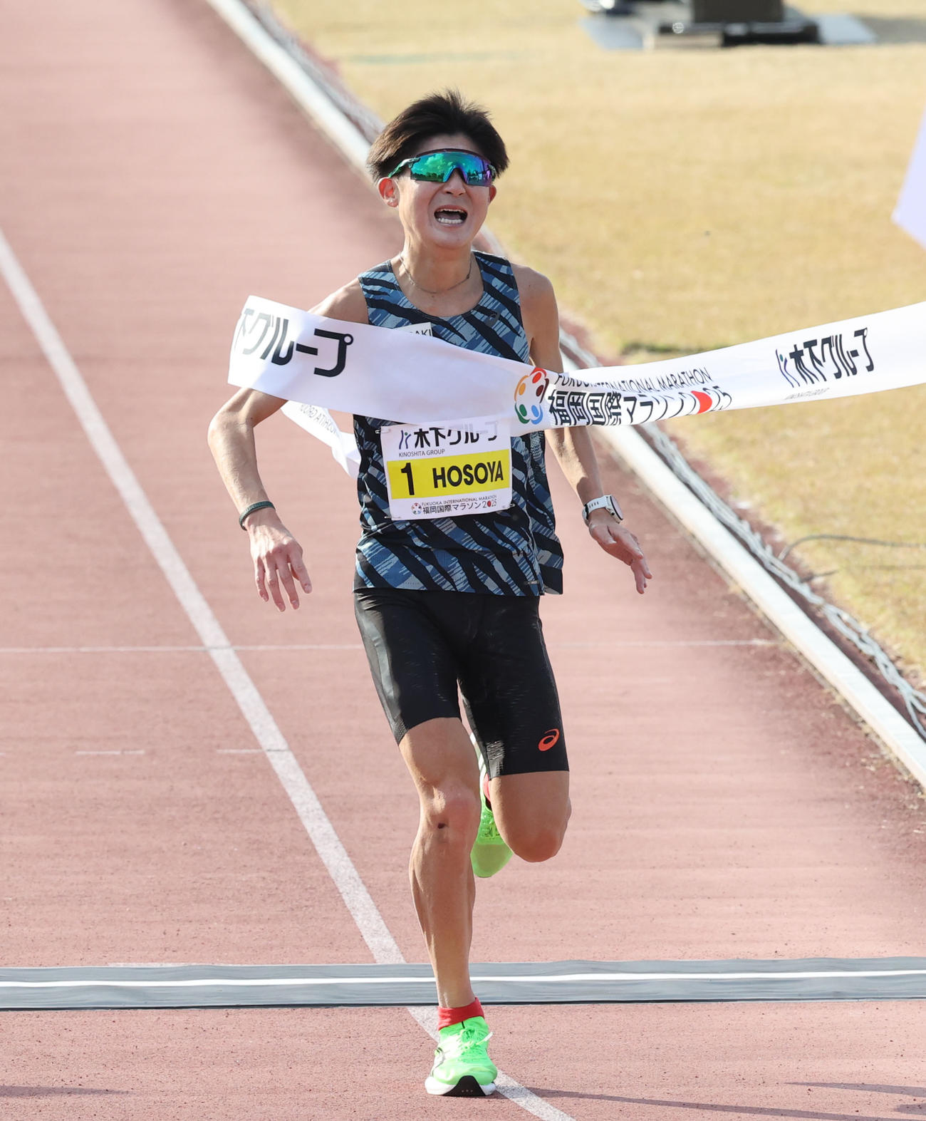 3位でゴールした細谷（撮影・梅根麻紀）