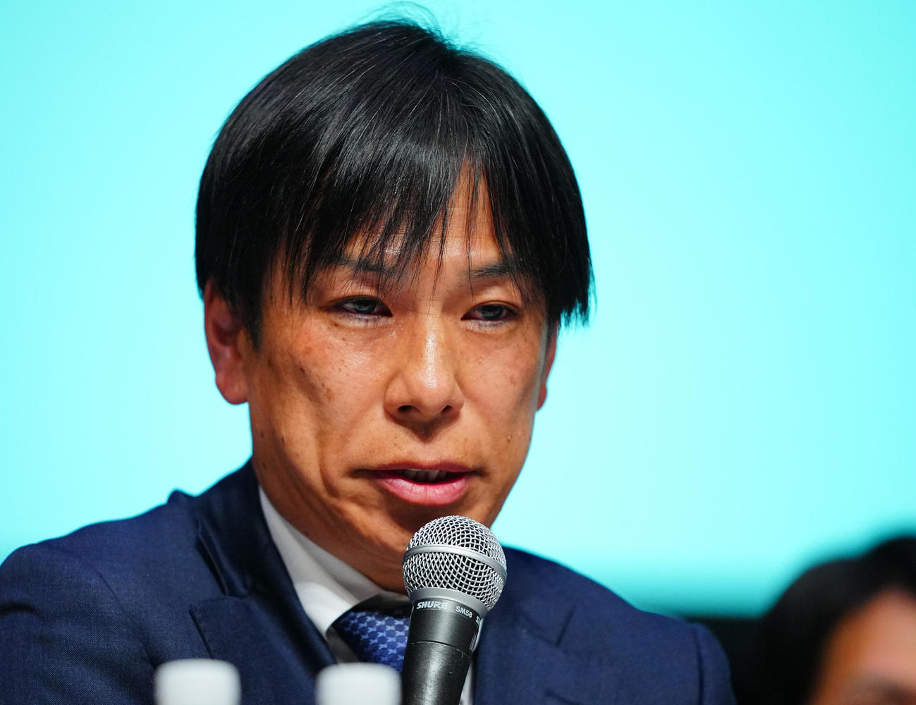 第102回東京箱根間往復大学駅伝競走記者発表会で意気込みを語る国学院大・前田監督（撮影・垰建太）