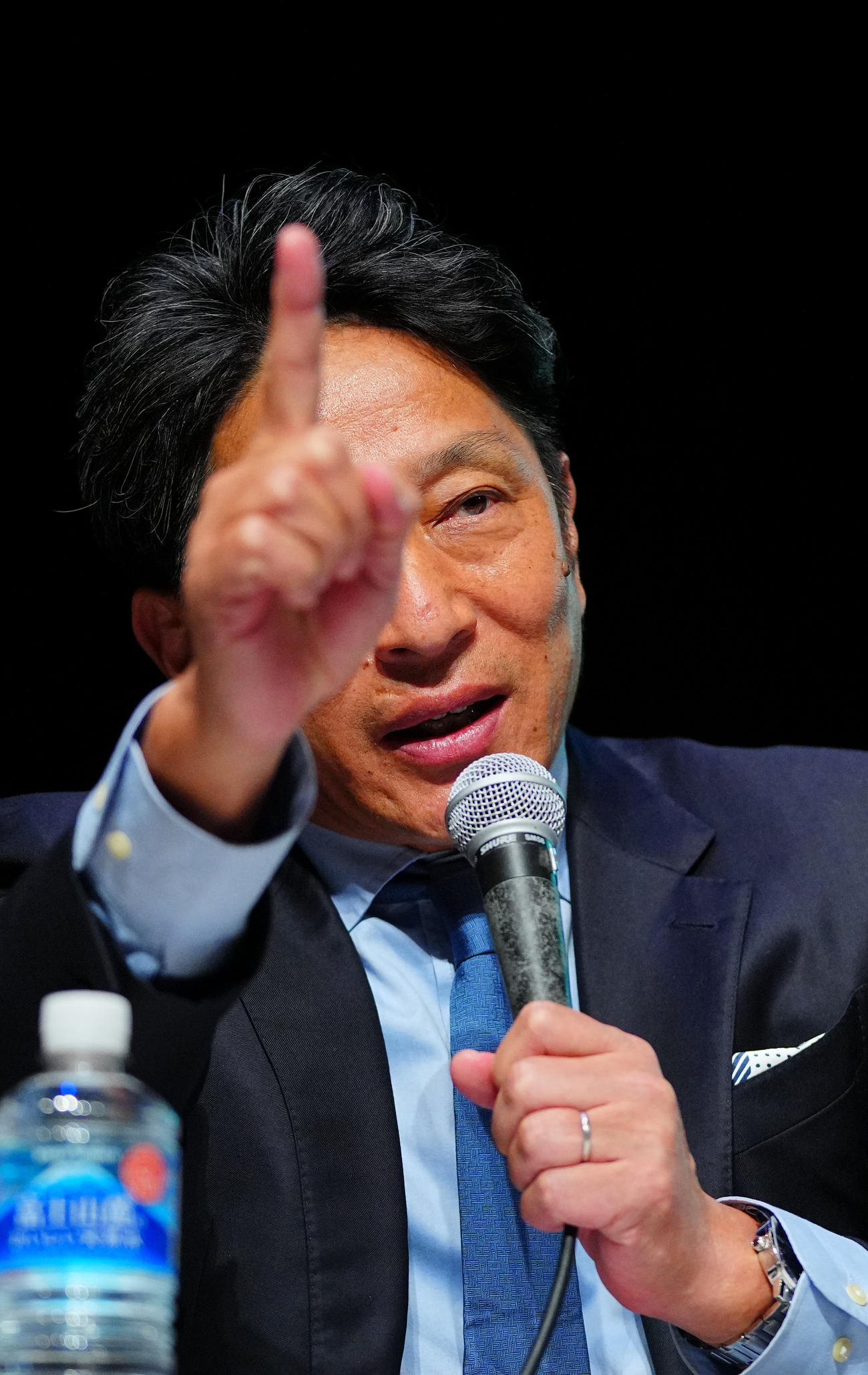 第102回東京箱根間往復大学駅伝競走記者発表会で意気込みを語る青学大・原監督（撮影・垰建太）