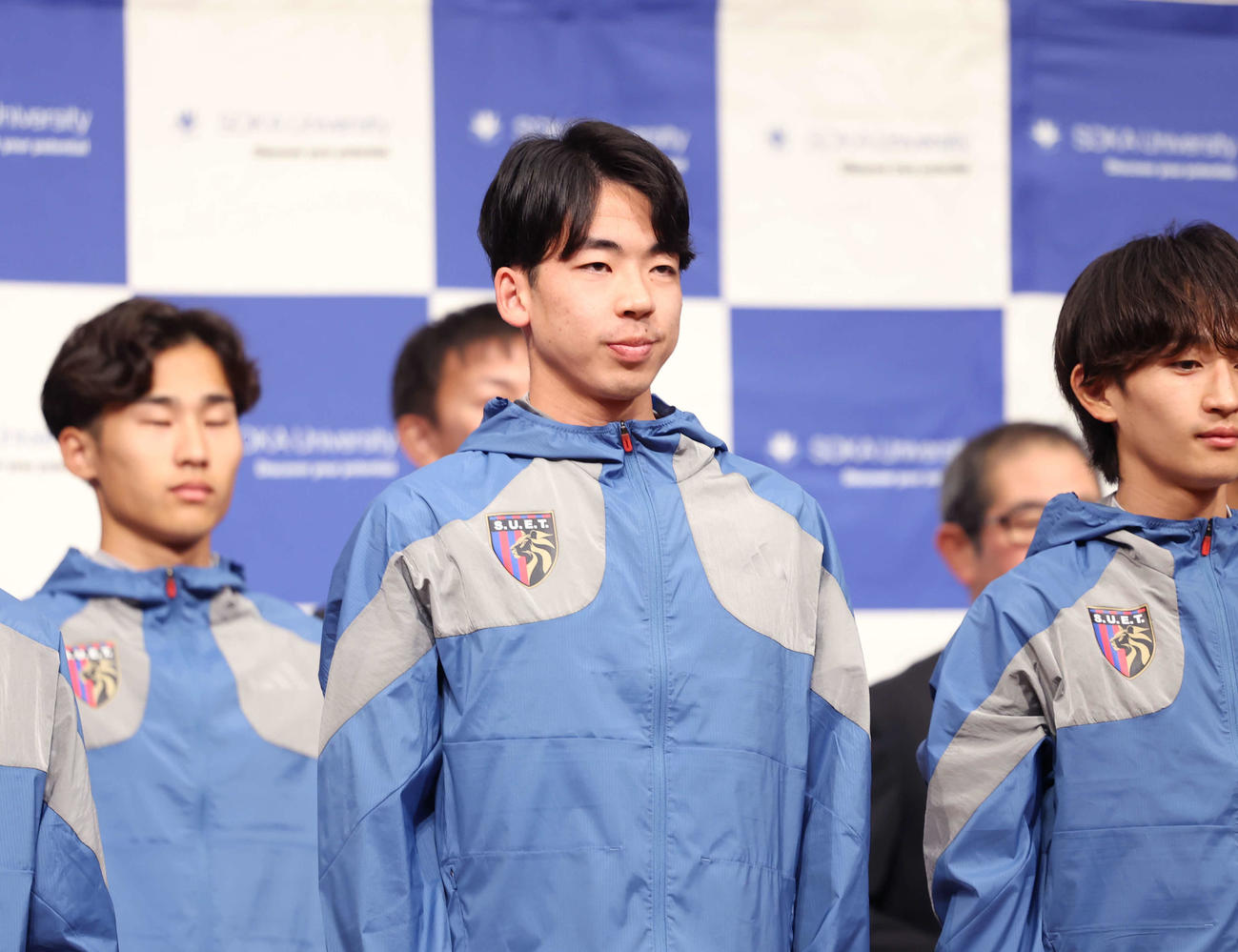 壮行会に登壇した創価大・織橋（撮影・増田悦実）