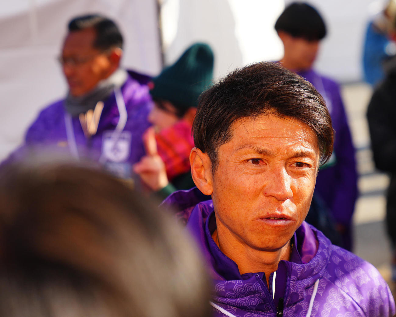 往路を終え取材に応じる駒大・藤田監督（撮影・垰建太）