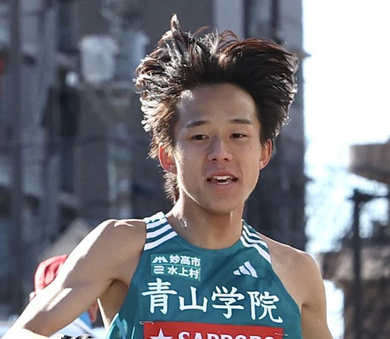 青学大の8区・塩出翔太（撮影・宮地輝）
