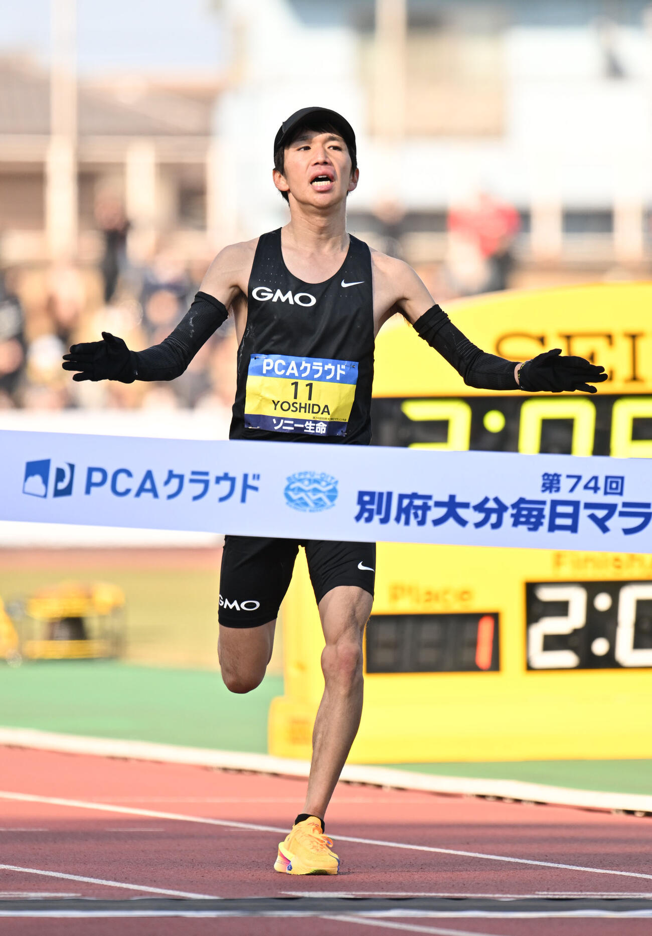 2位でゴールする吉田（撮影・林敢治）