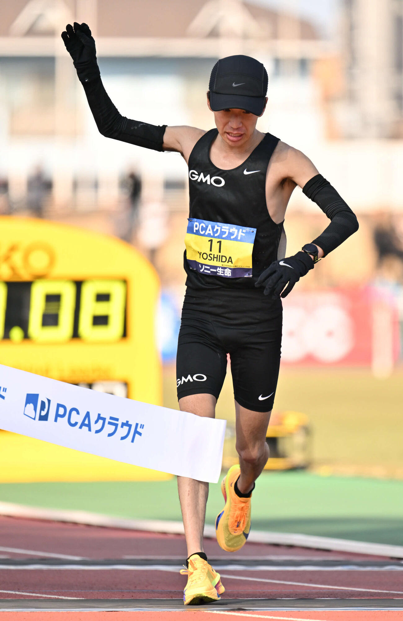 2位でゴールする吉田（撮影・林敢治）