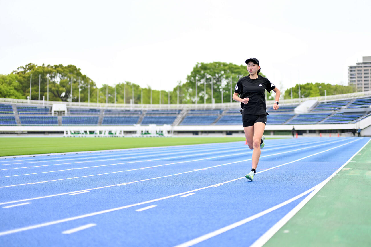 練習を公開した久保（撮影・滝沢徹郎）