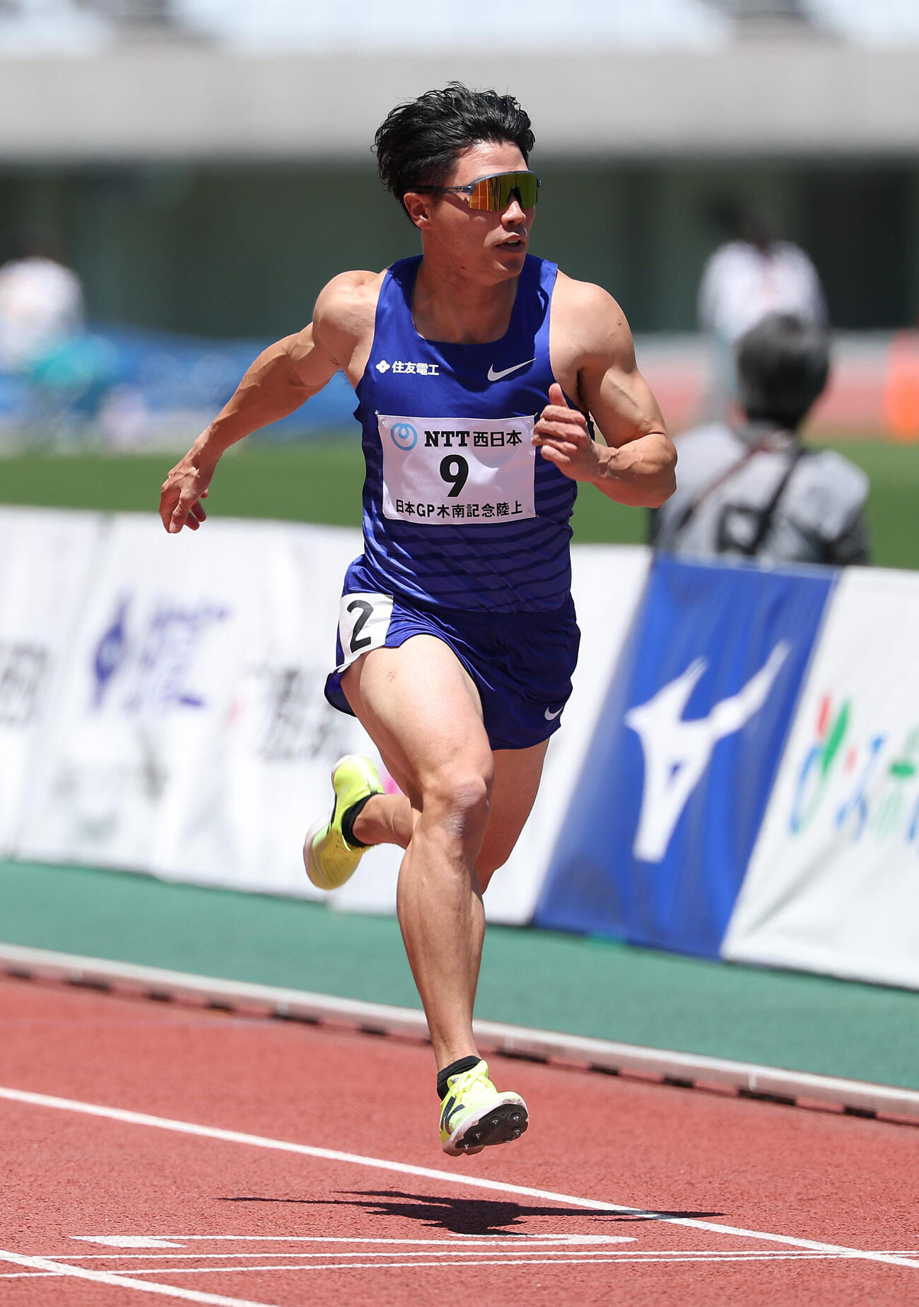 第13回木南道孝記念陸上競技大会・男子100メートル予選　力走する小池祐貴（撮影・前田充）