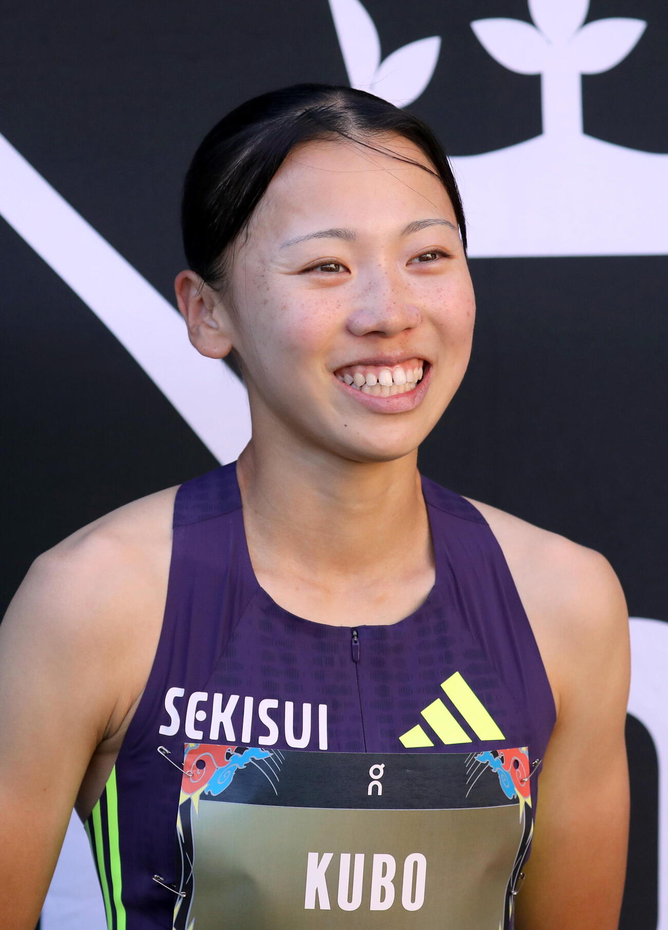 女子800メートルで優勝した久保凛（撮影・木下淳）