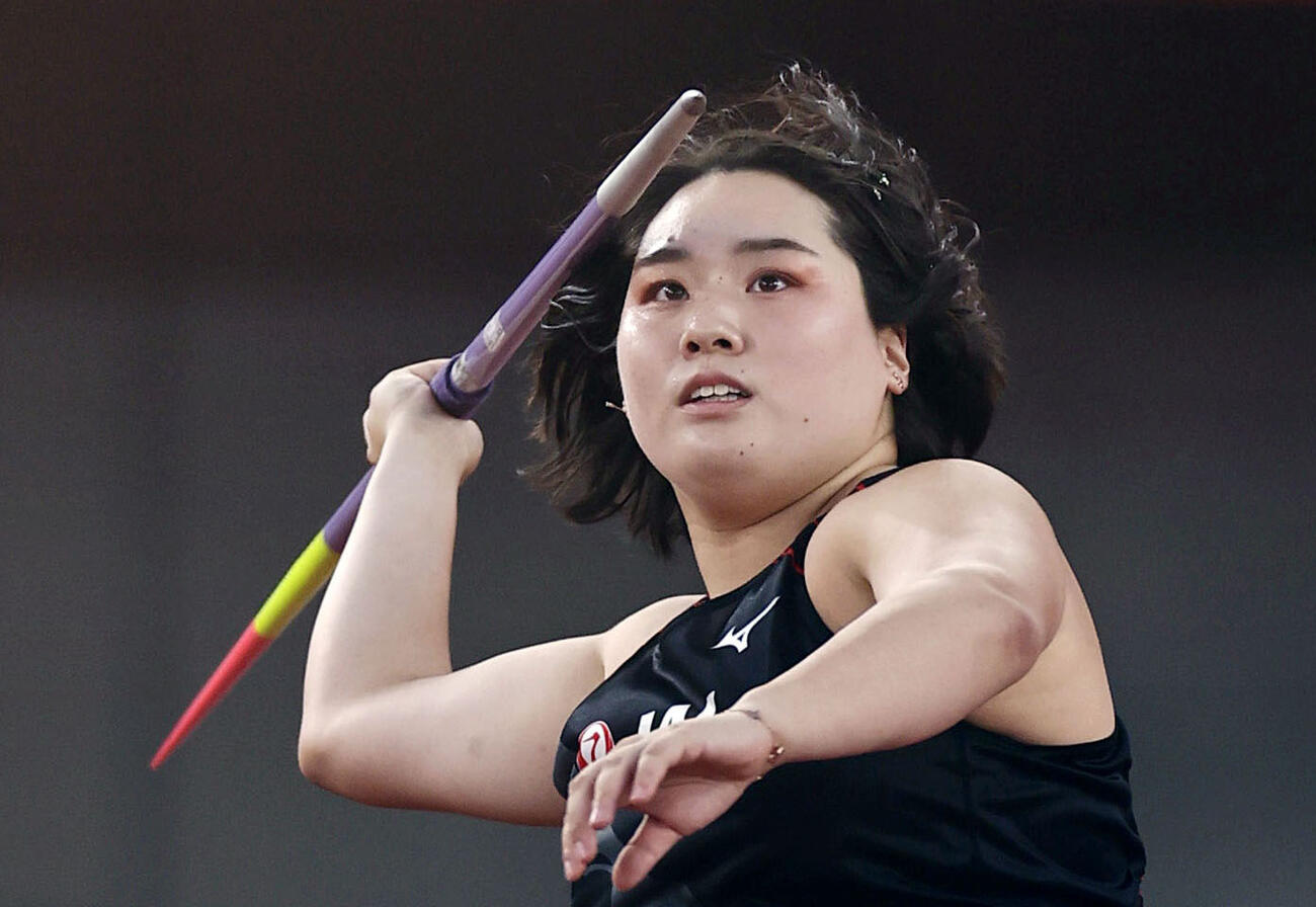 女子やり投げ　投てきする北口榛花＝パロマ瑞穂スタジアム（共同）