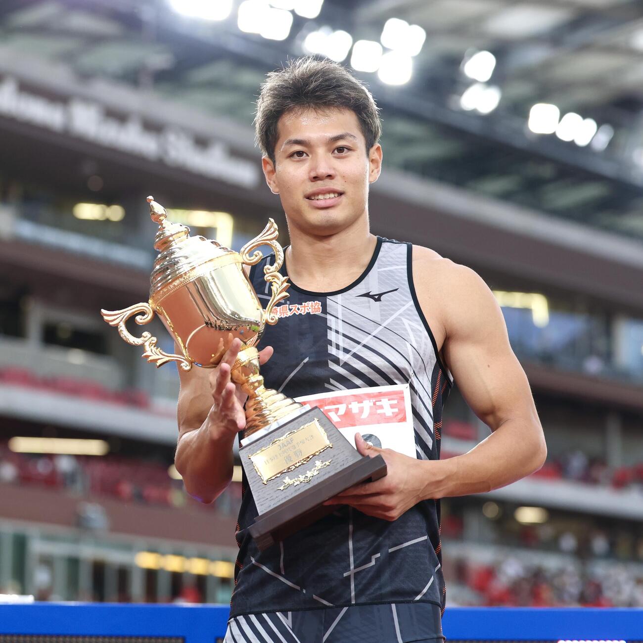 第110回日本陸上競技選手権大会　最終日　男子200メートル決勝　初優勝した水久保漱至（撮影・宮地輝）＝2026年6月14日