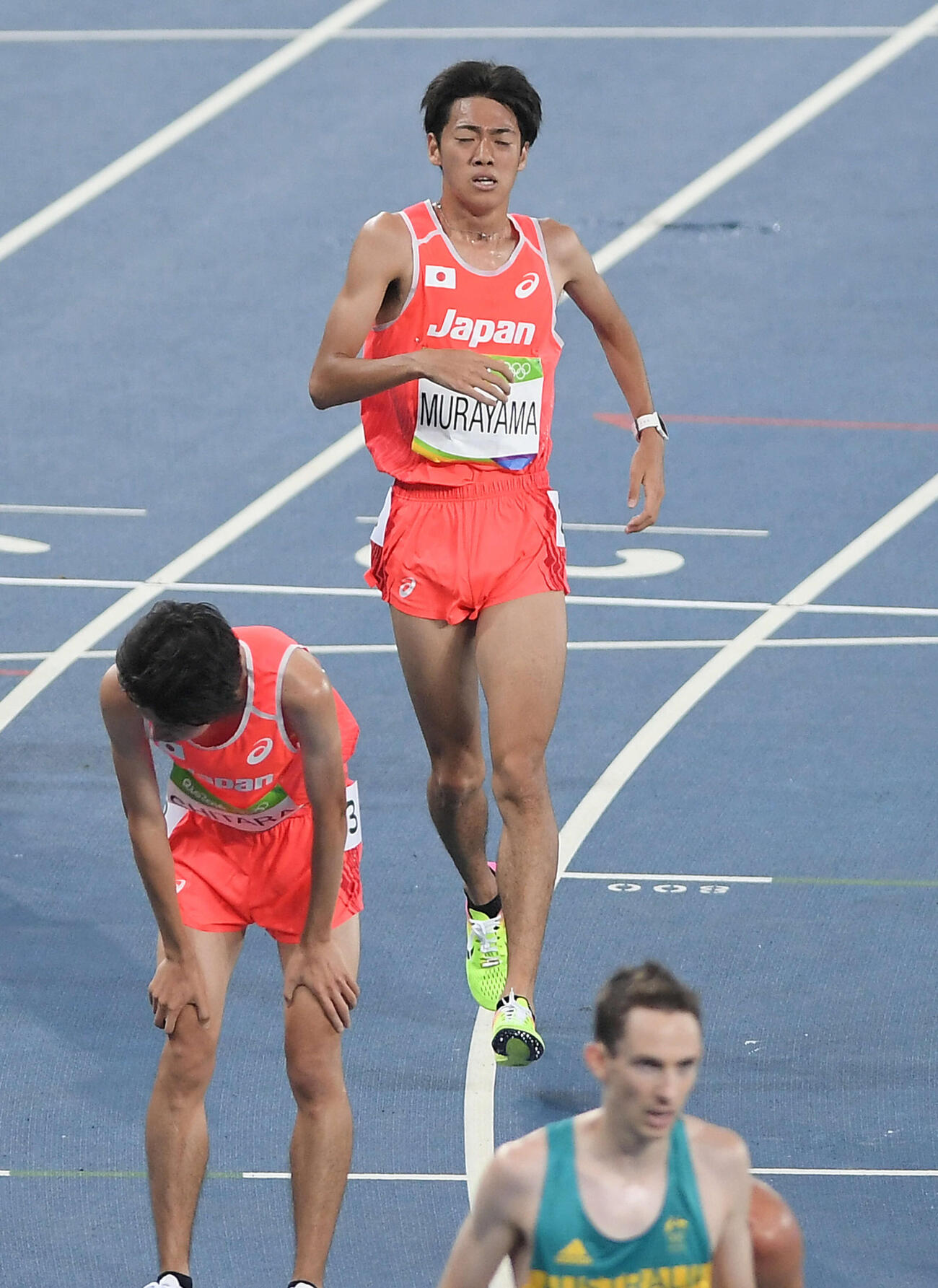 リオデジャネイロ五輪、男子1万メートル決勝、30位でゴールする村山（2016年8月撮影）