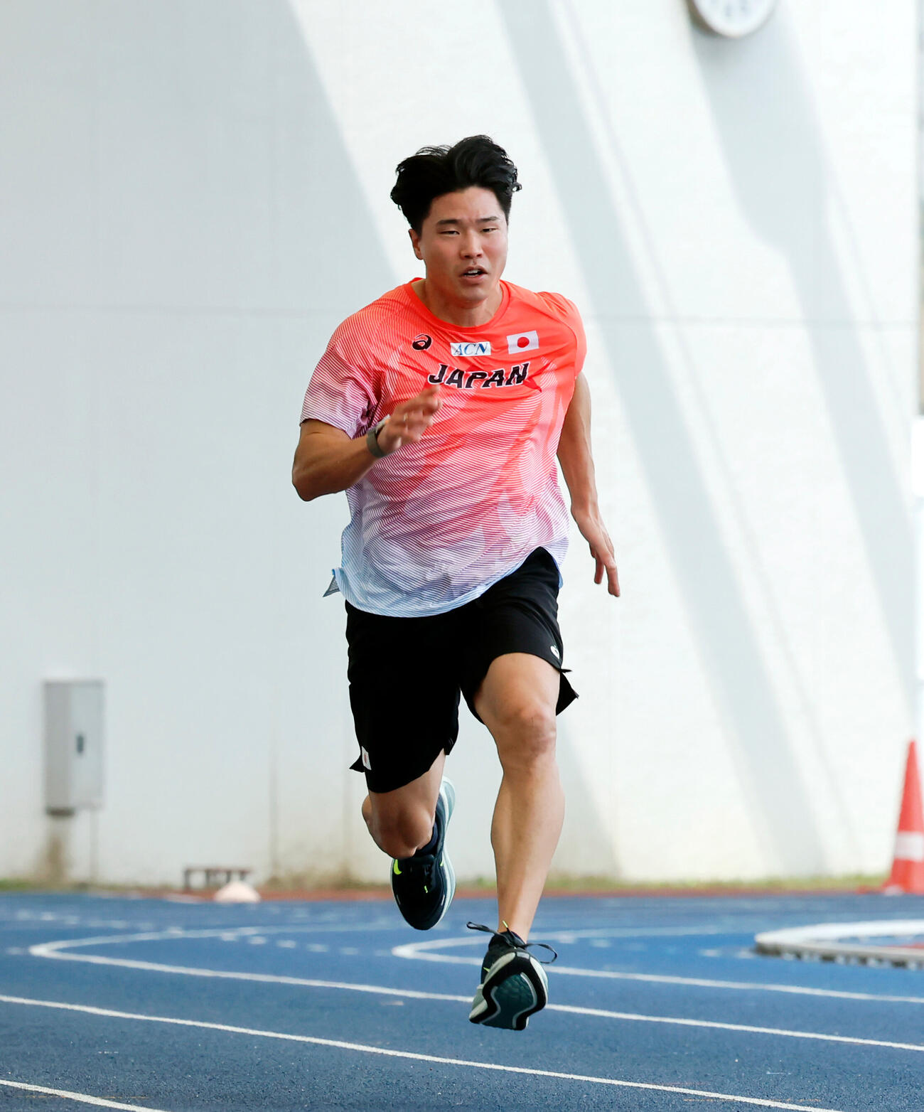 練習を公開した小池祐貴（撮影・山本朝陽）