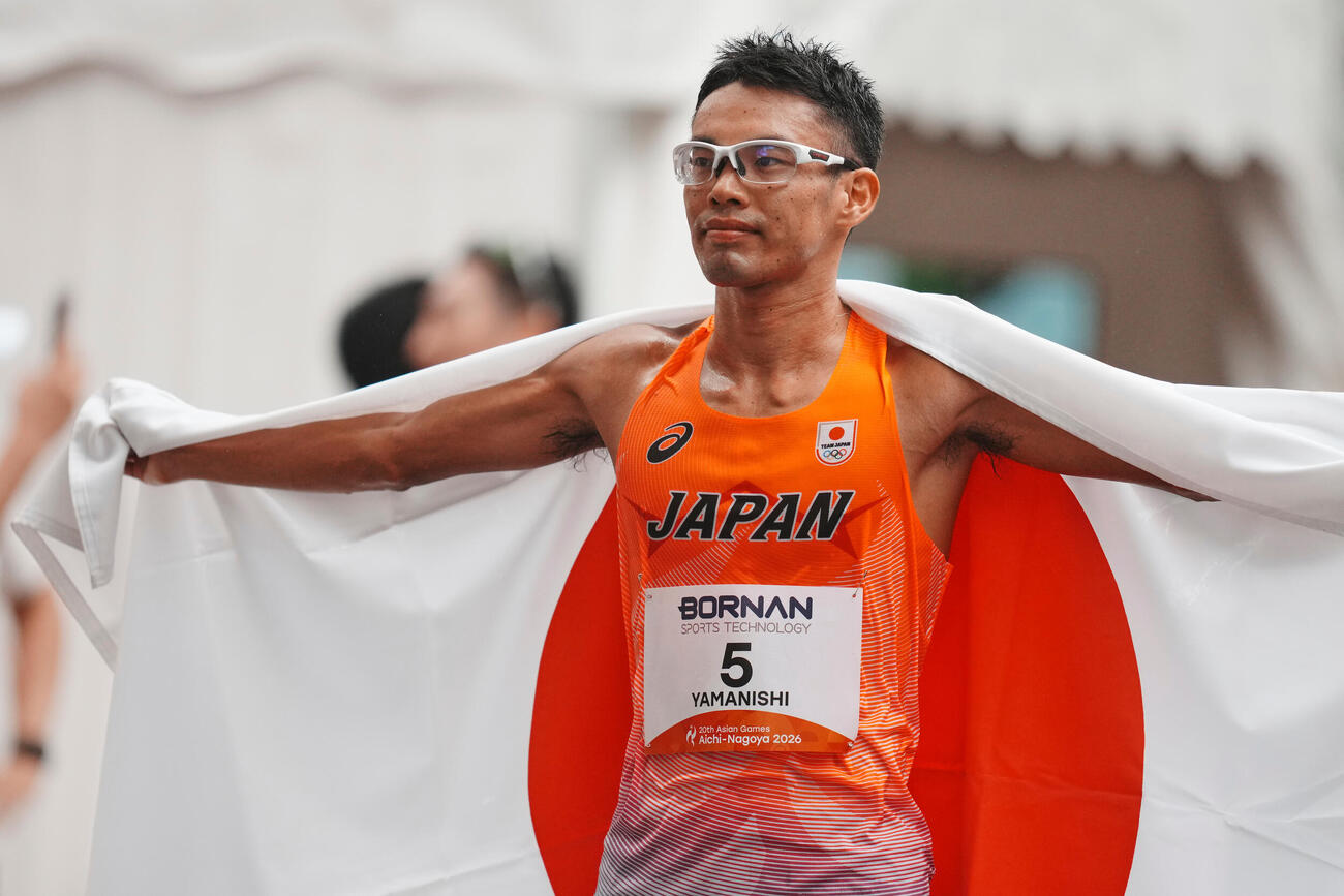 アジア大会の男子ハーフマラソン競歩で銀メダルを獲得した山西利和（AP）