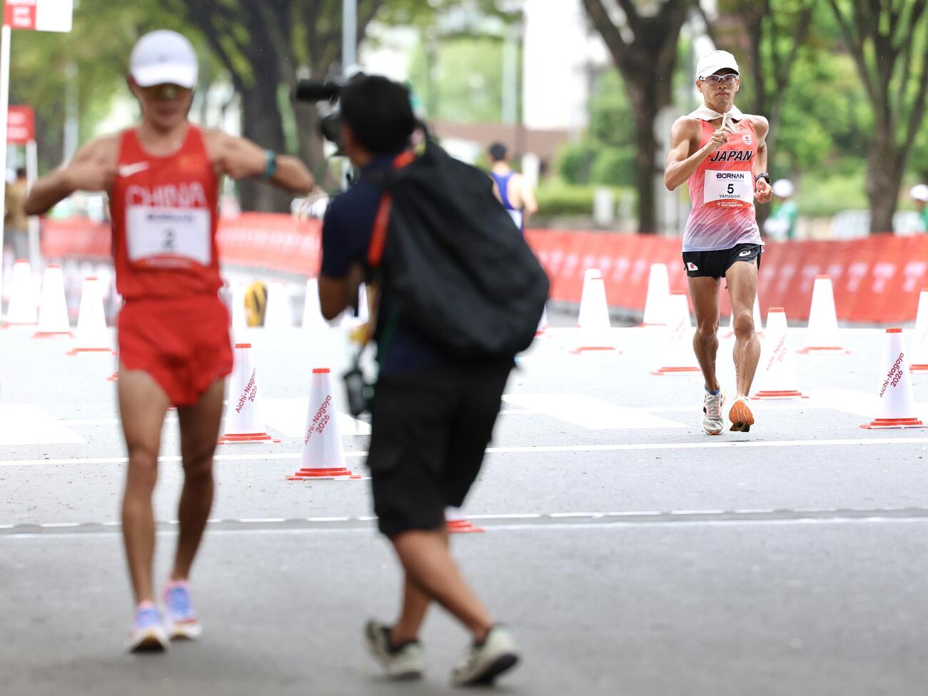 ハーフマラソン競歩　周回遅れの山西利和（撮影・宮地輝）