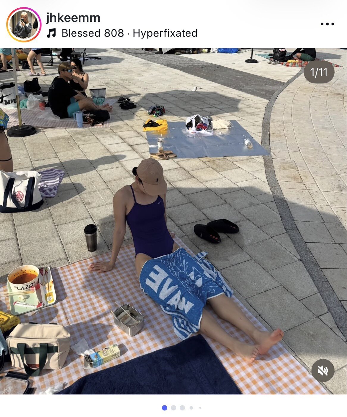 水着姿を披露した韓国のキム・ジュハ（画像はインスタグラムから）