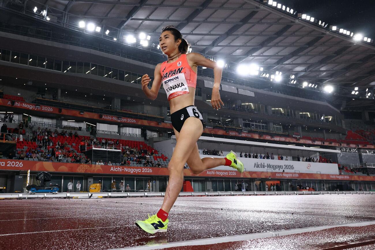 女子1500メートル　力走する田中希実（ロイター）