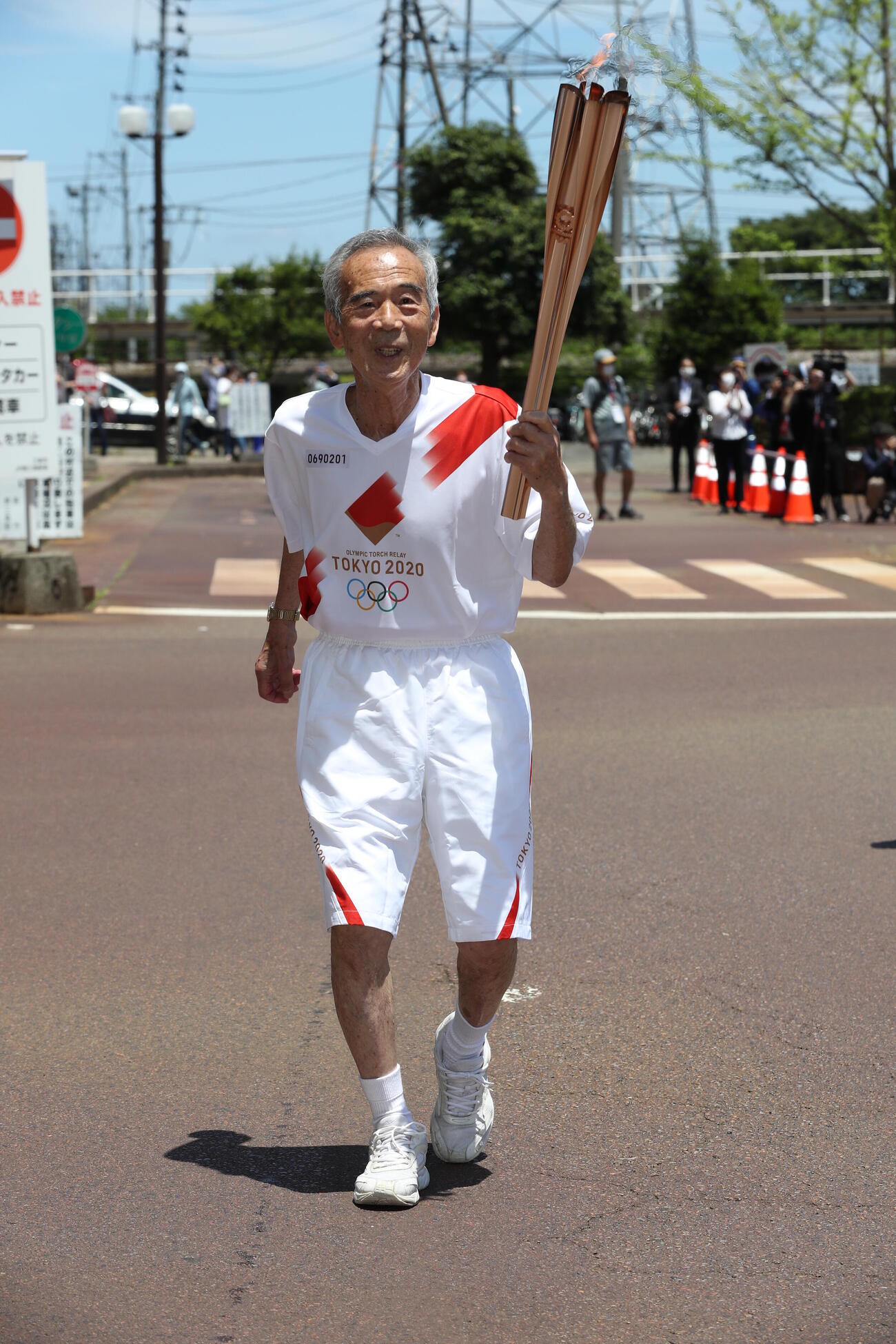 2021年6月5日、聖火リレー　新潟県2日目第2区間　聖火ランナーを務めた宇佐美彰朗さん