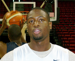 インタビューに答えるウェイド。金メダル獲得を目指して今大会に挑む