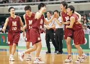 初優勝に喜びの涙を流す明成選手（撮影・中島郁夫）