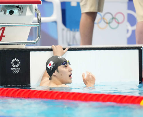 東京五輪男子400メートル個人メドレー予選で予選敗退となり、浮かない表情の瀬戸