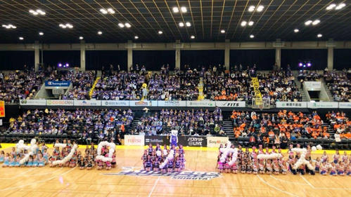 B1SR渋谷の試合でパフォーマンス（提供写真）