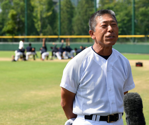 日大三・小倉監督