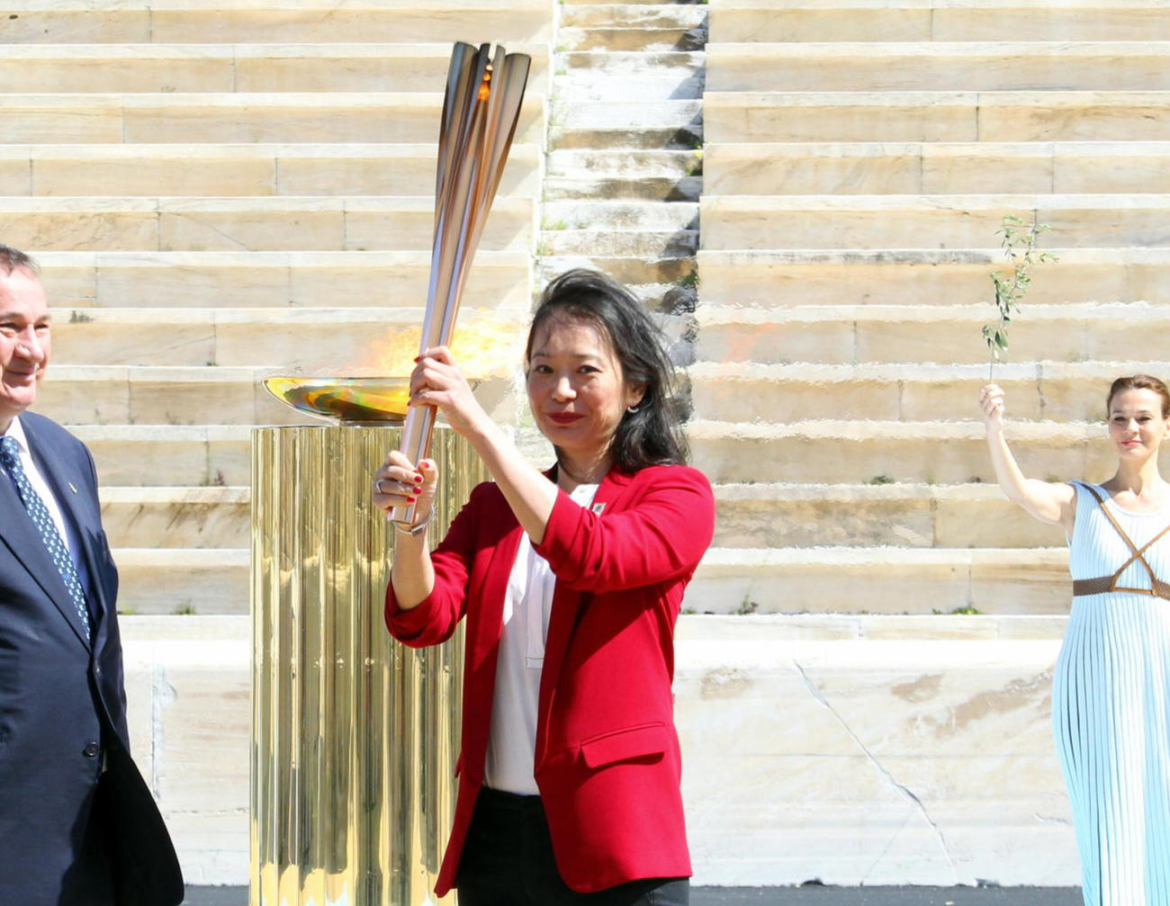 3月19日、東京五輪聖火引き継ぎ式での井本直歩子さん