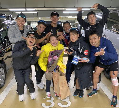 引退レースとなった2020年11月の日本選手権後（前列中央が筆者）