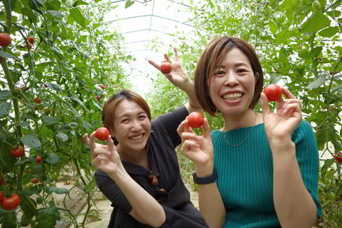 石毛さん(右)と筆者