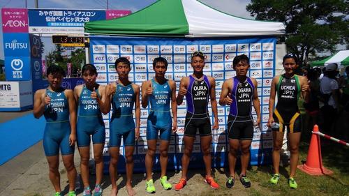 モデルに転向し準ミス・インターナショナル日本代表準優勝内田江里子さんのトライアスロン時代(右端)