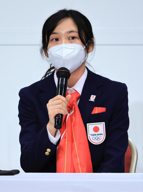 2022年1月29日、日本選手団結団式で北京冬季五輪への抱負を語る日本選手団主将の高木美帆