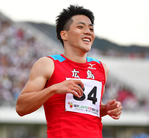 成年男子100メートル決勝　10秒58で優勝も向かい風5メートルに苦笑いの山県（2018年10月6日撮影）