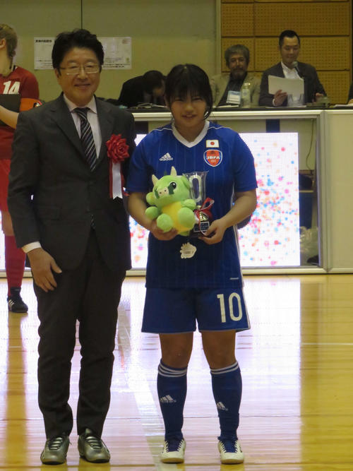 2月23日にさいたま市で行われた国際親善試合・ノーマライゼーション杯で大会MVPに輝いた日本代表の菊島宙（右）