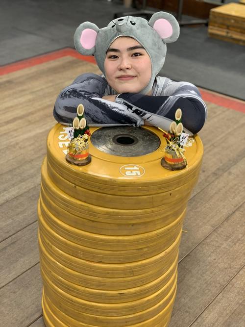 干支のネズミ姿の松本（本人提供）