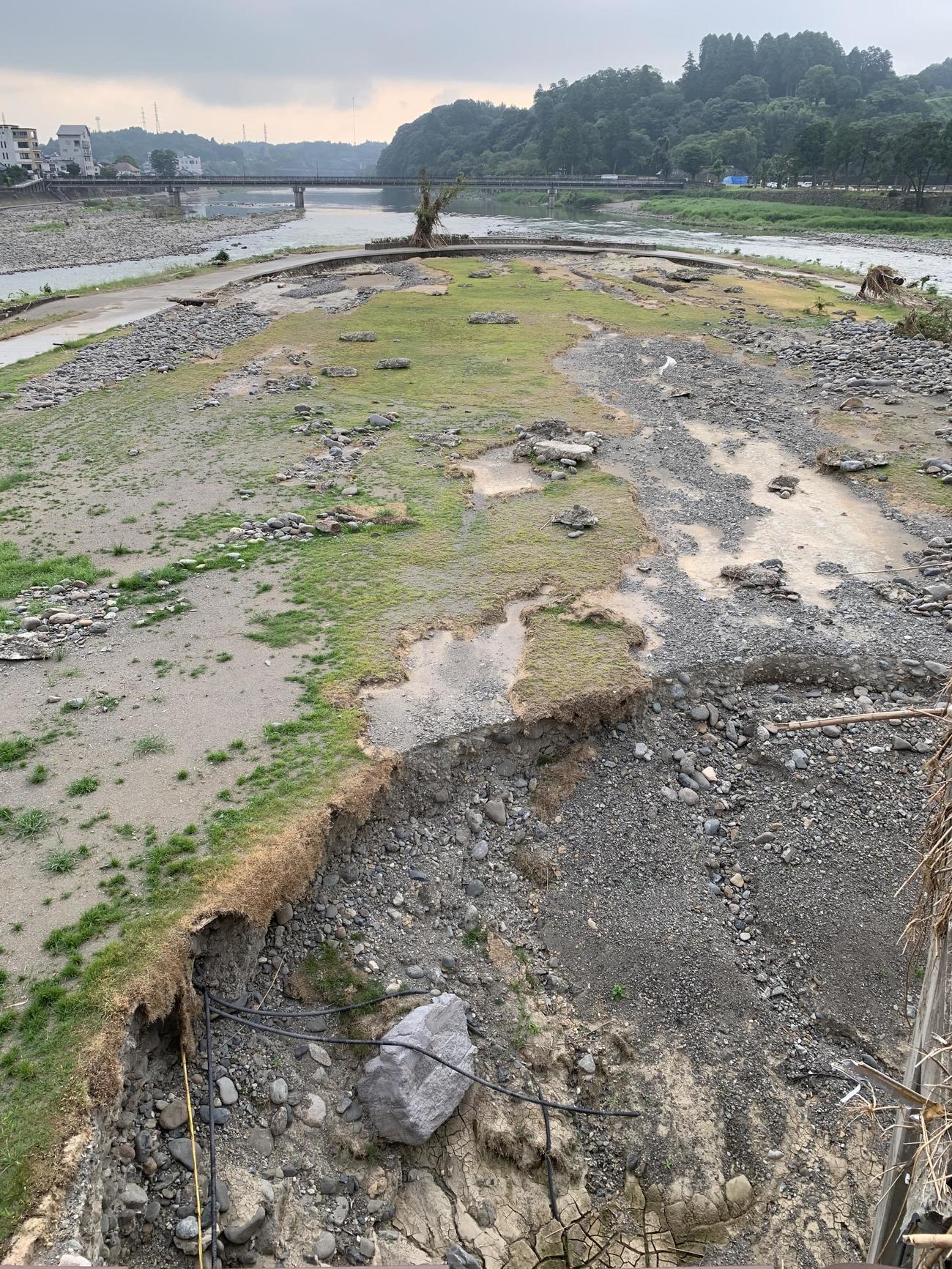 豪雨の被害を受けた人吉市の中川原公園（人吉ラグビー協会提供）